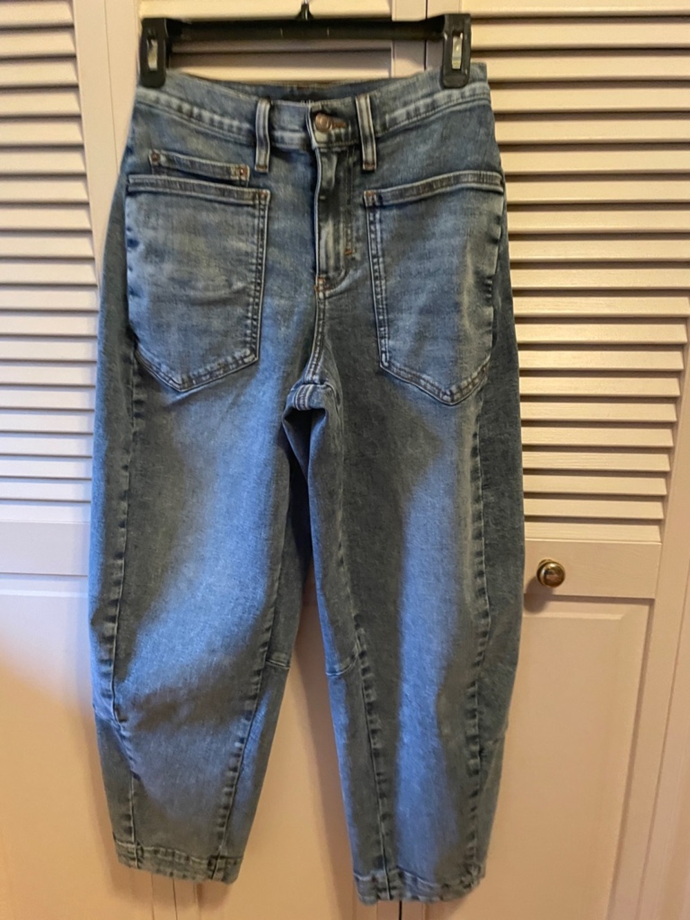 Slouchy jeans